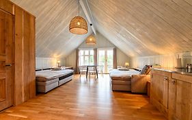 Nyhagens trädgård och B&B